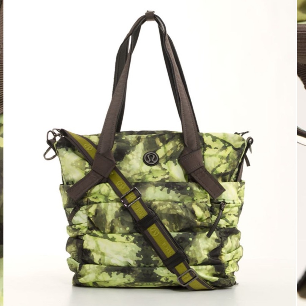 Lululemon Triumphant Tote
